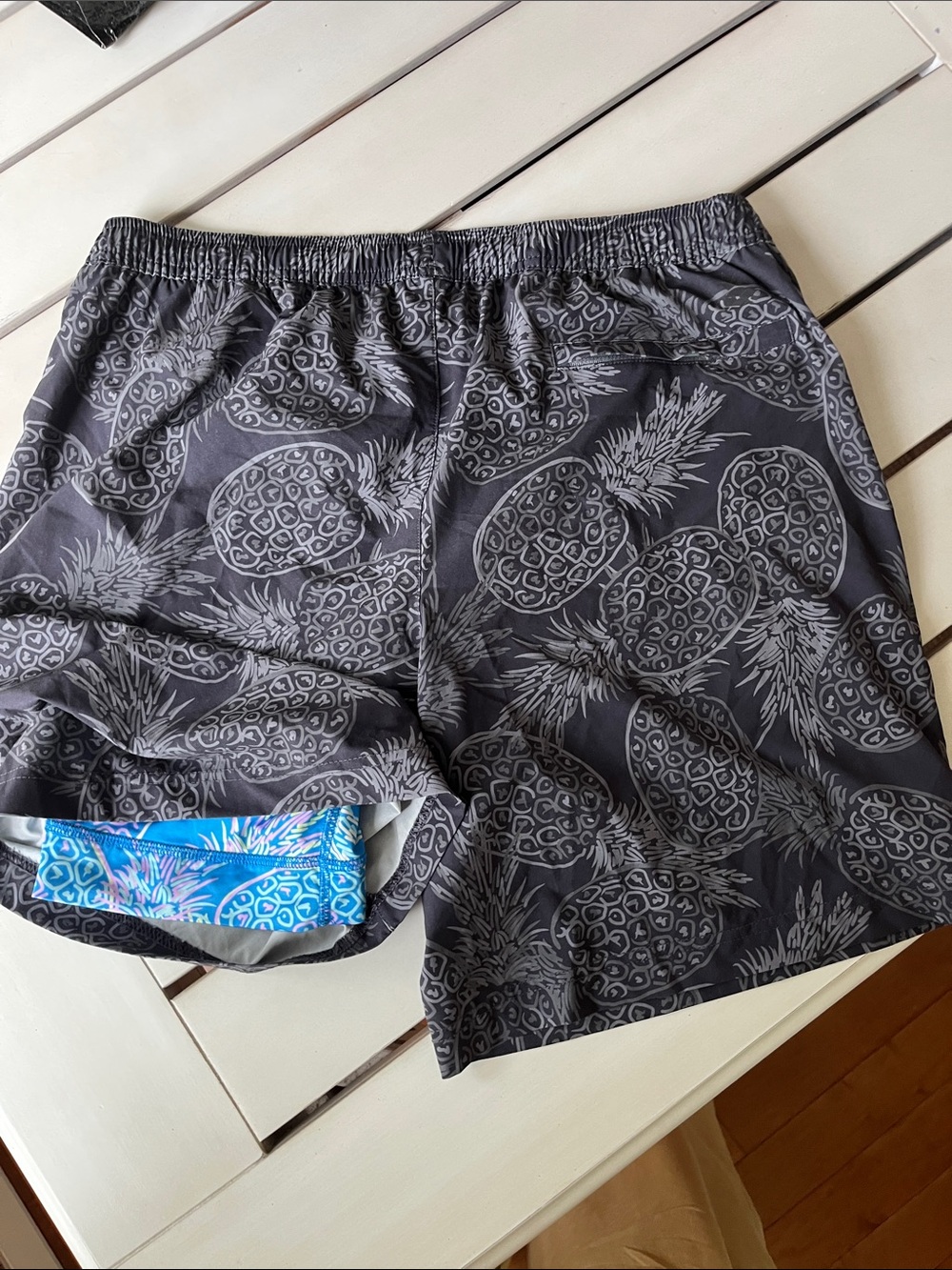 Chubbies 7 inch Gray Pineapples Sz XL